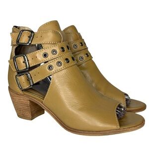 DIEGO DI LUCCA Womens Size 7 Tan Natural Leather Royalty Strappy Leather Shootie